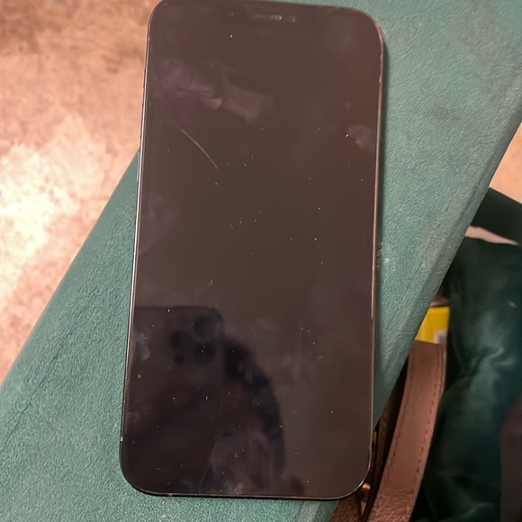 iphone 12 pro